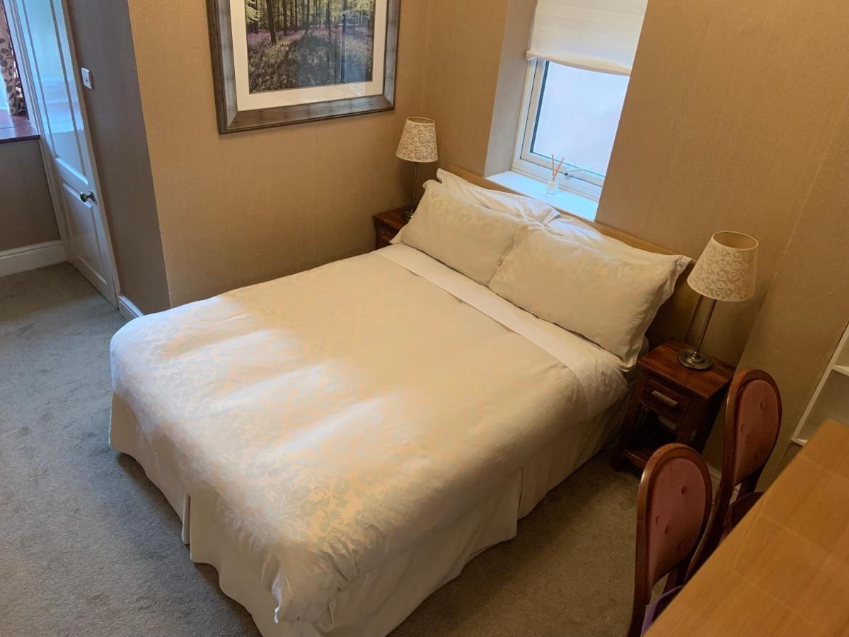Entire Seaside Home, Sleeps 8, All En-Suite Rooms New Brighton Dış mekan fotoğraf